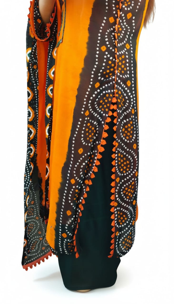 Amber Festive Charm - Image 4