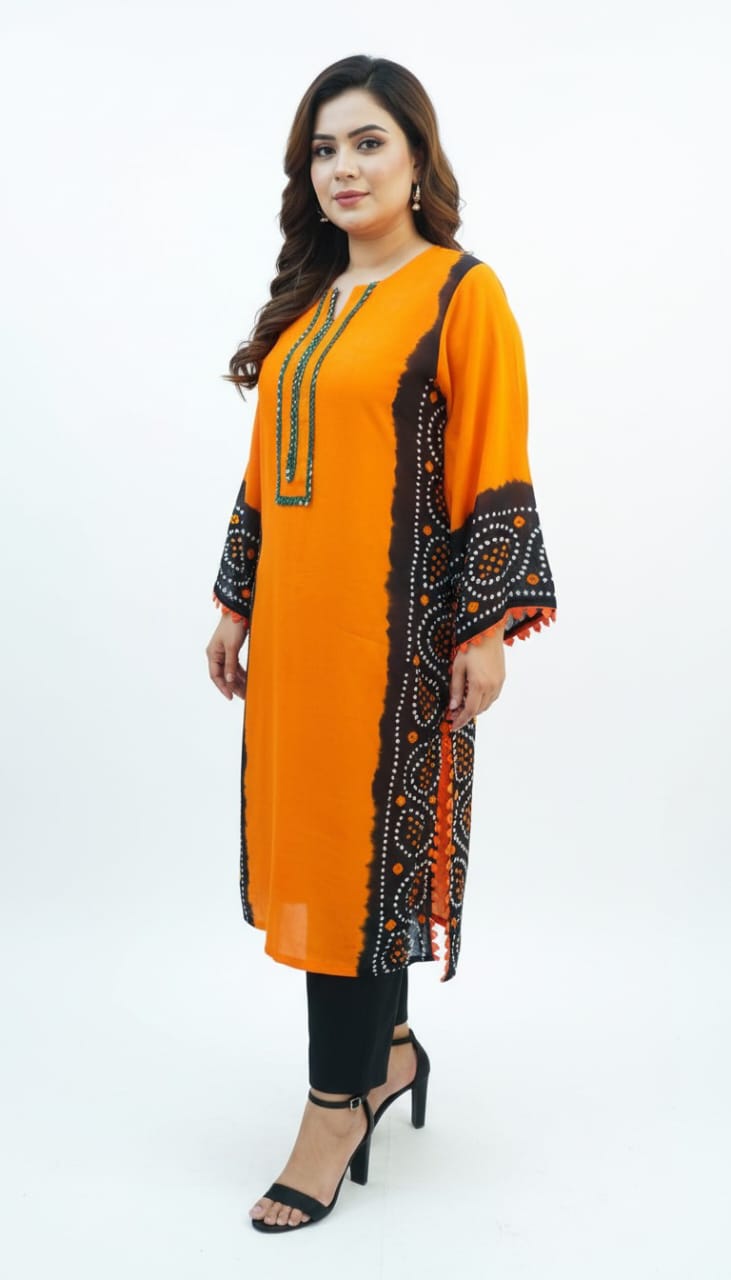 Amber Festive Charm - Image 3